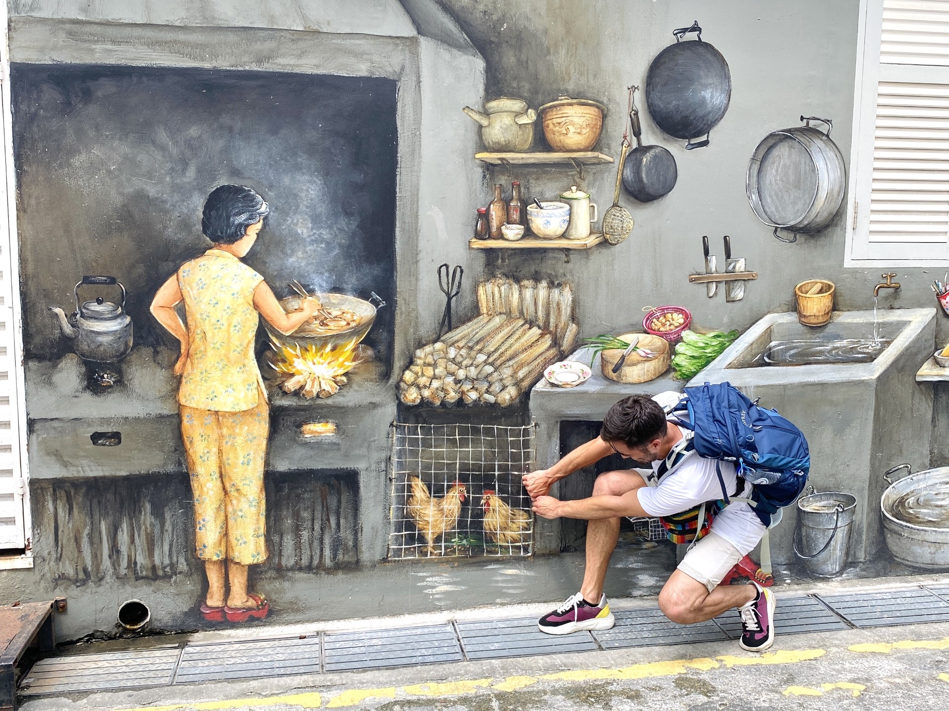 In Chinatown vind je veel mooie muurtekeningen