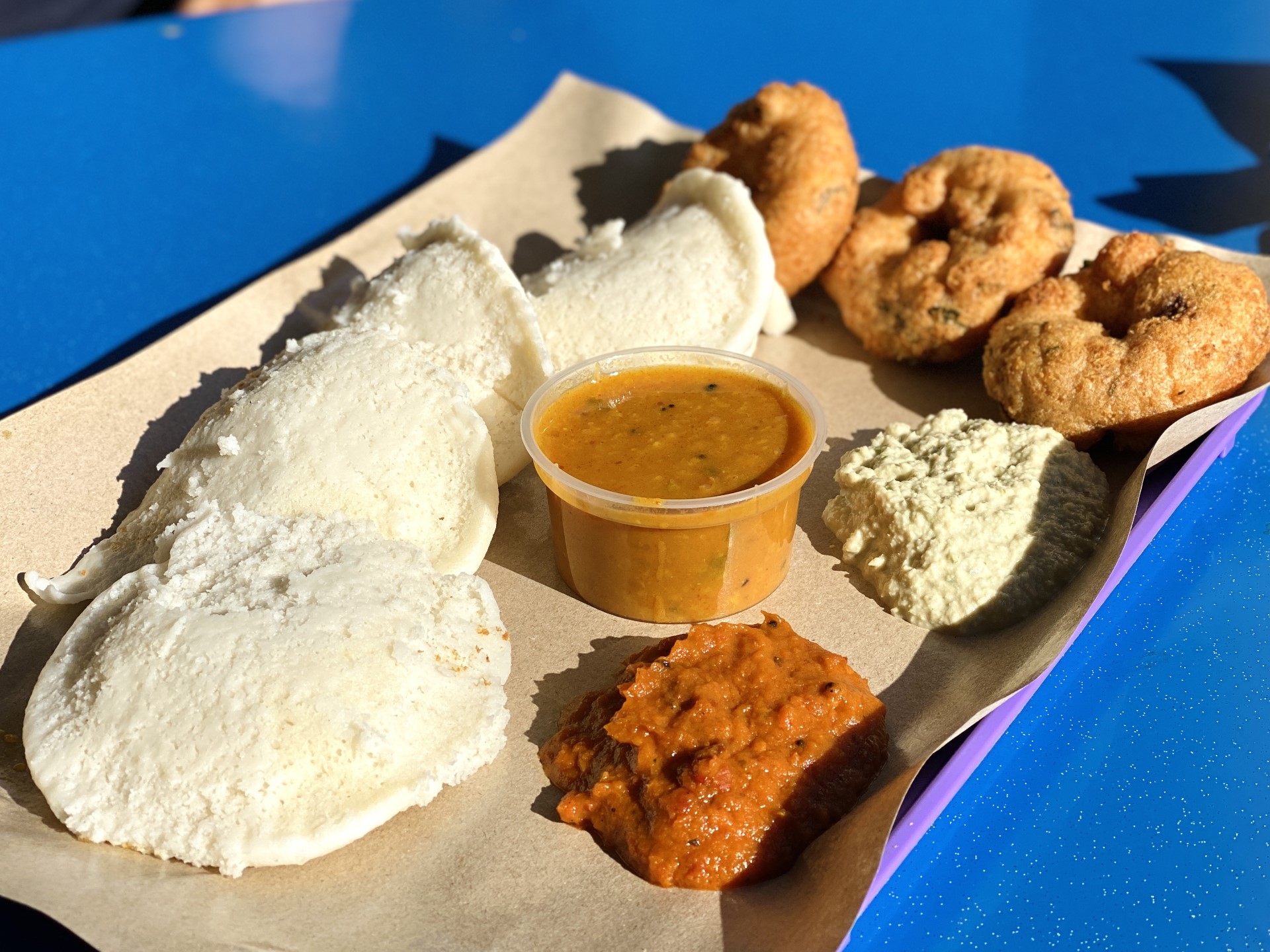 Idly breakfast set, with some vadai